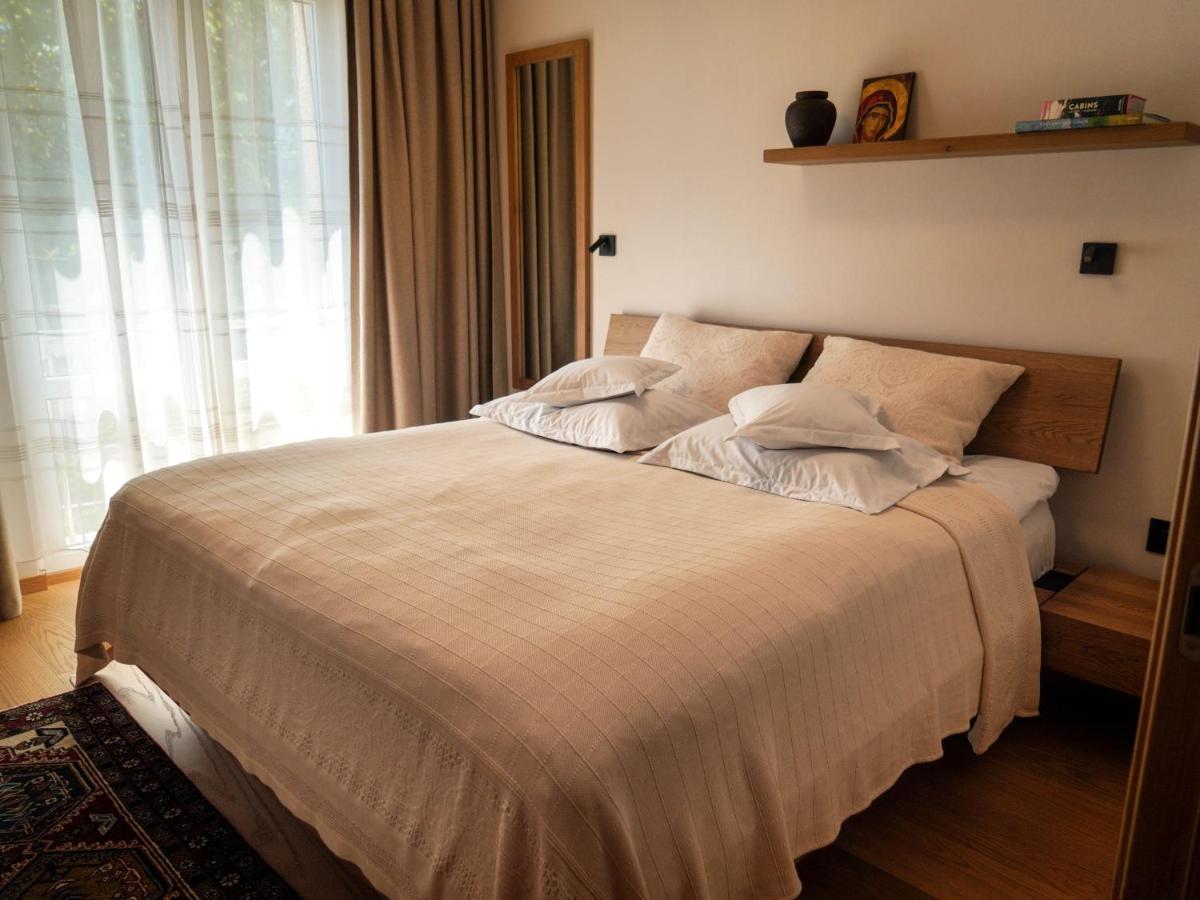 Hotel Carmen inainte de transformare