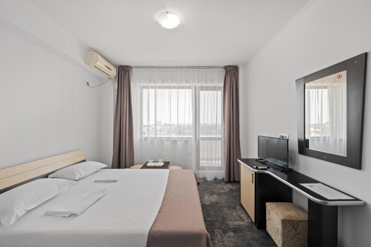 Hotel Coral inainte de transformare