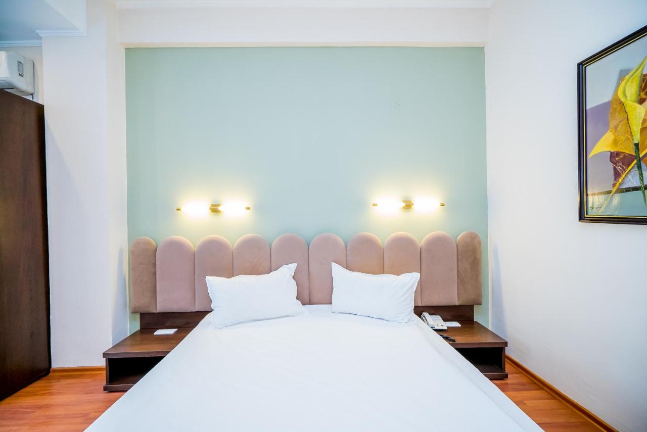 Hotel Guci inainte de transformare