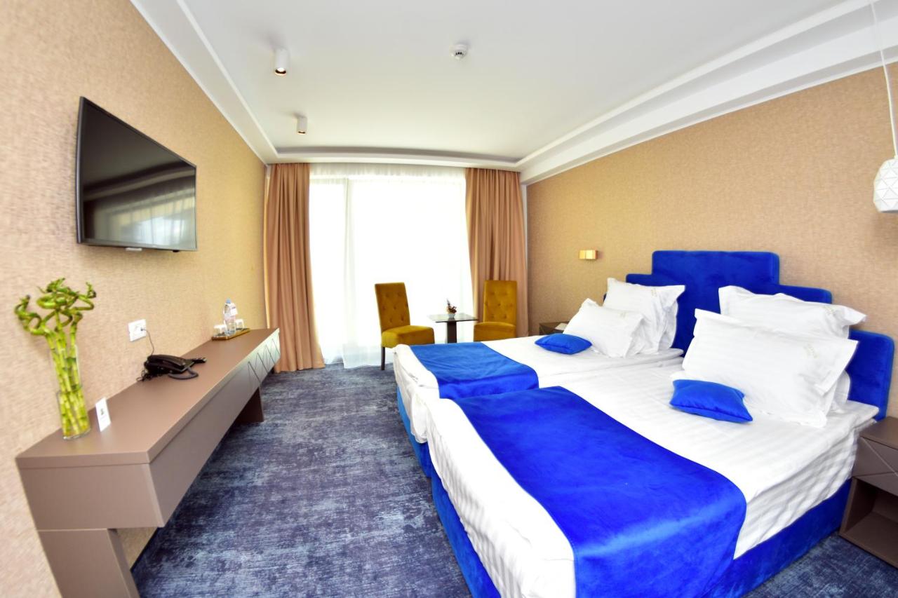 Hotel Stavros inainte de transformare